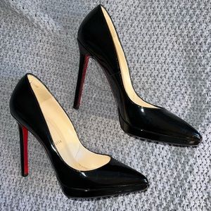 Black Pigalle Plato Louboutins
